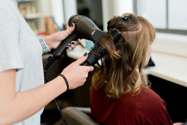 Coiffure et coiffage